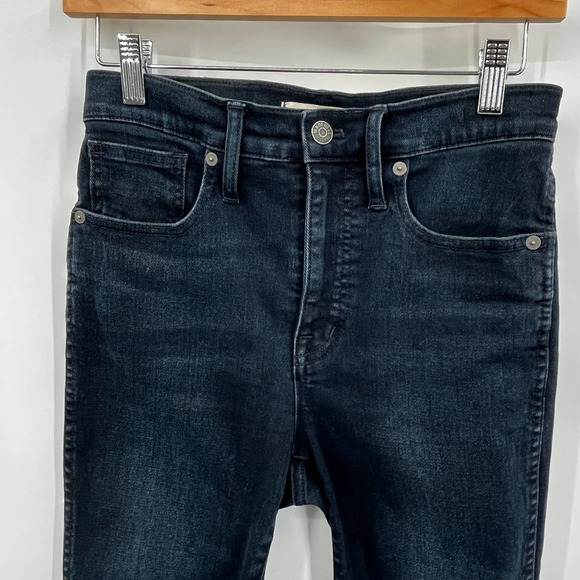 Madewell 10" High-Rise Skinny Jeans in Macalester Wash: Knee-Rip Edition Size 26 - Picture 5 of 13